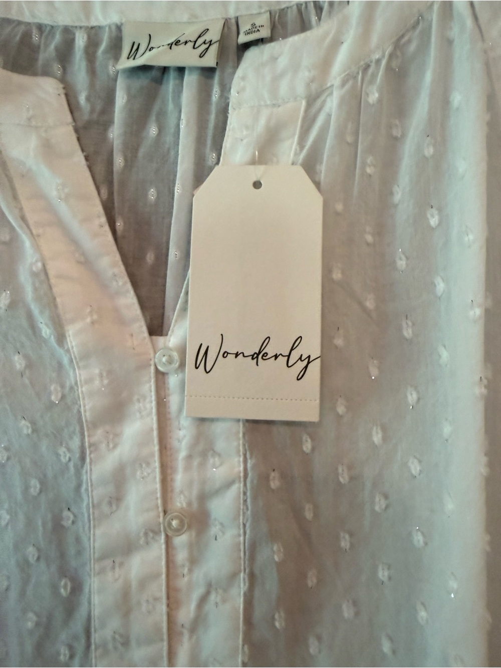 Wonderly top features a clip dot texture, V-neck, and tiered hemline Small NWT - Picture 5 of 13